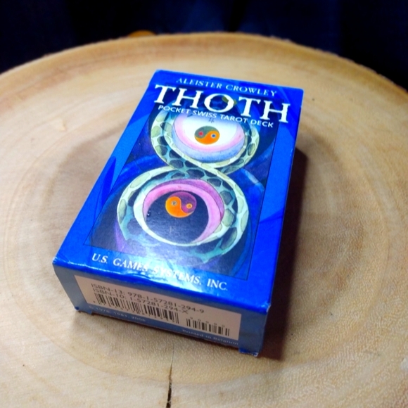 Thoth Pocket Swiss Tarot Deck - Picture 2 of 8